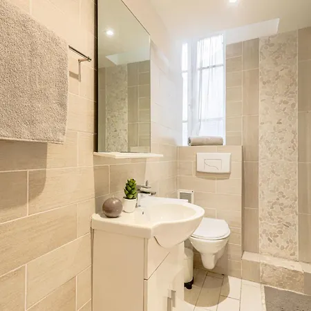 M-therese Promenade Anglais By Interhome Nicea